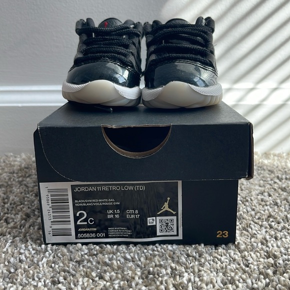 Toddler Jordan Retro 11 Low - Picture 1 of 2
